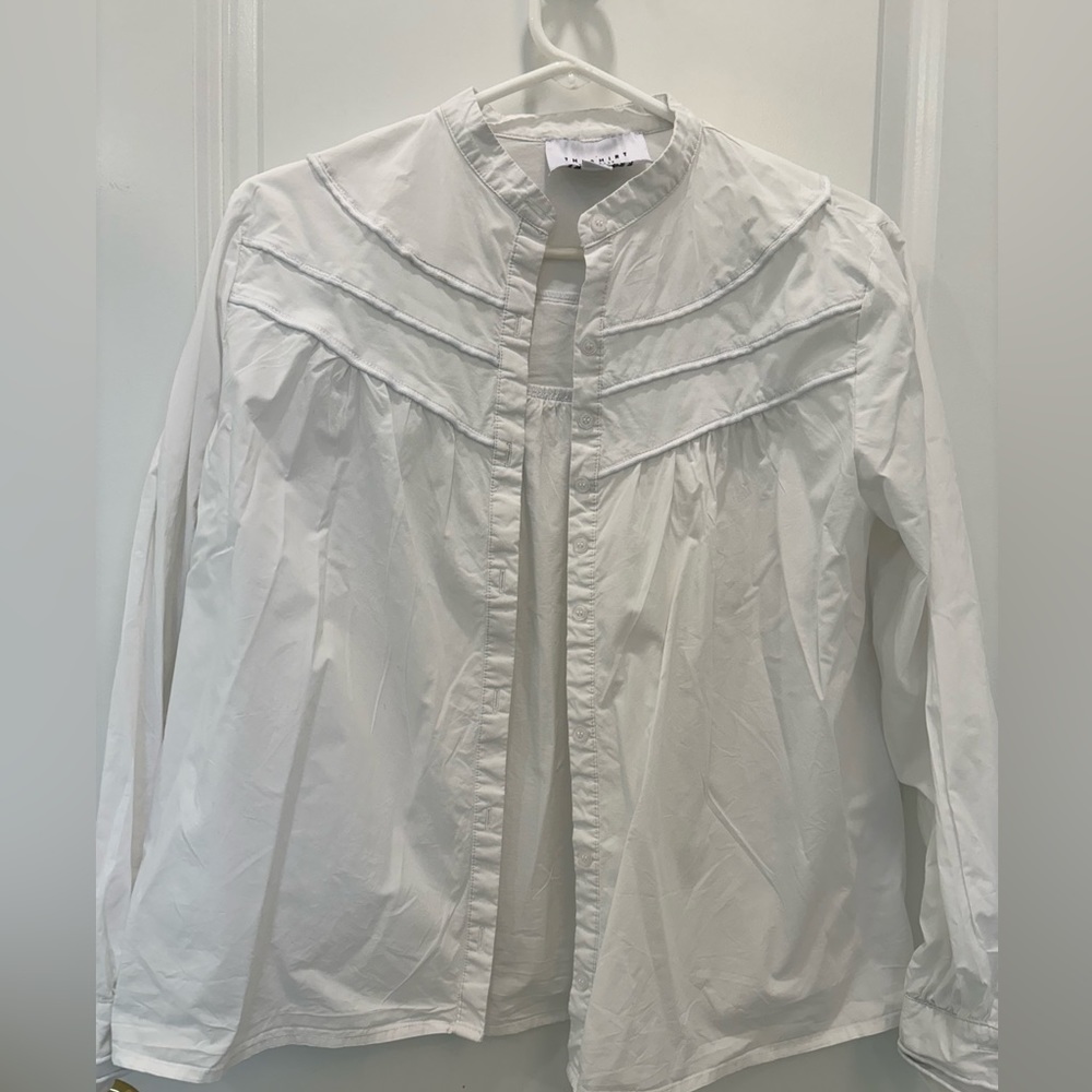 THE SHIRT Rochelle Behrens